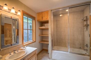 Family House, 2 Bedrooms, Mountainside | Bathroom - El Diente A 2 Bedroom Holiday home By Accommodations in Telluride (Telluride)