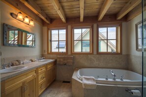 Family House, 2 Bedrooms, Mountainside | Deep-soaking bathtub