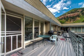 Family Condo, 1 Bedroom, Mountainside | Terrace/patio