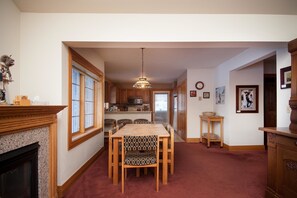 Appart'hÎtel Familial, 2 chambres, cÎté montagne | Restauration dans la chambre