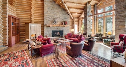 Rocky Road Retreat 4 Bedroom Holiday home By Accommodations in Telluride