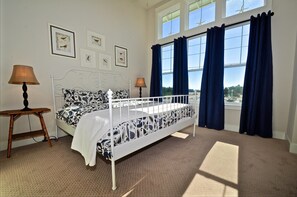 Condo, 3 phòng ngủ | 3 phòng ngủ, nôi/cũi di động, bộ trải giường 