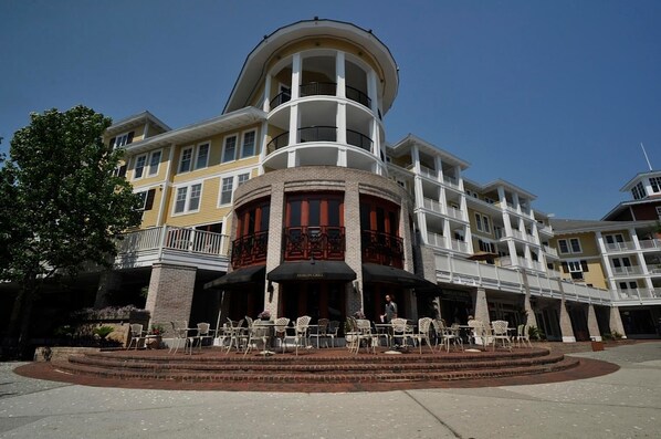 Front of property - 24 Players Club 2 Bedroom Condo By Coastal Dreamin (Miramar Beach)