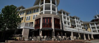 24 Players Club 2 Bedroom Condo By Coastal Dreamin