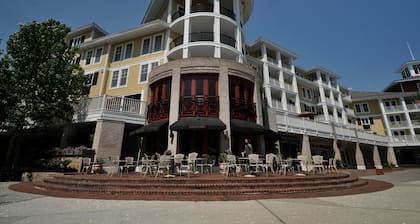 24 Players Club 2 Bedroom Condo By Coastal Dreamin