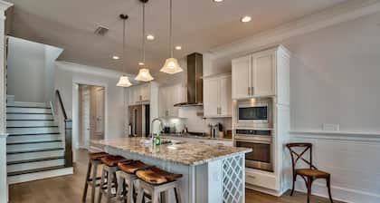 BeechNut 3 Bedroom Holiday home By Coastal Dreamin