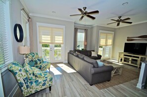 ハウス 3 ベッドルーム | リビングルーム