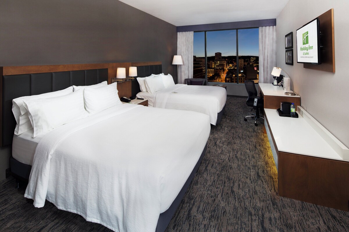 Premium bedding, pillow-top beds, in-room safe, desk