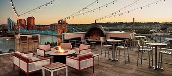 AC Hotel by Marriott Cincinnati at The Banks