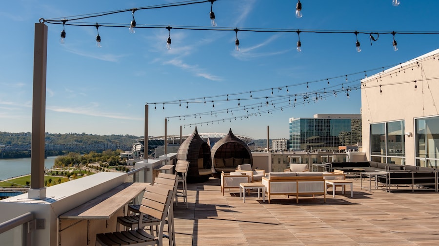 AC Hotel by Marriott Cincinnati at The Banks