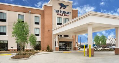 Pennant Hotel & Suites