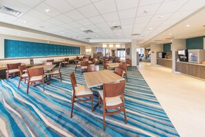 Petit déjeuner continental compris tous les jours