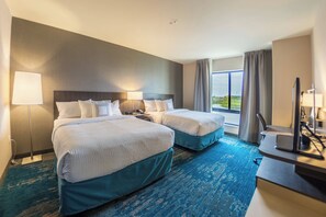 Sengetøy av topp kvalitet, skrivebord og strykejern/-brett