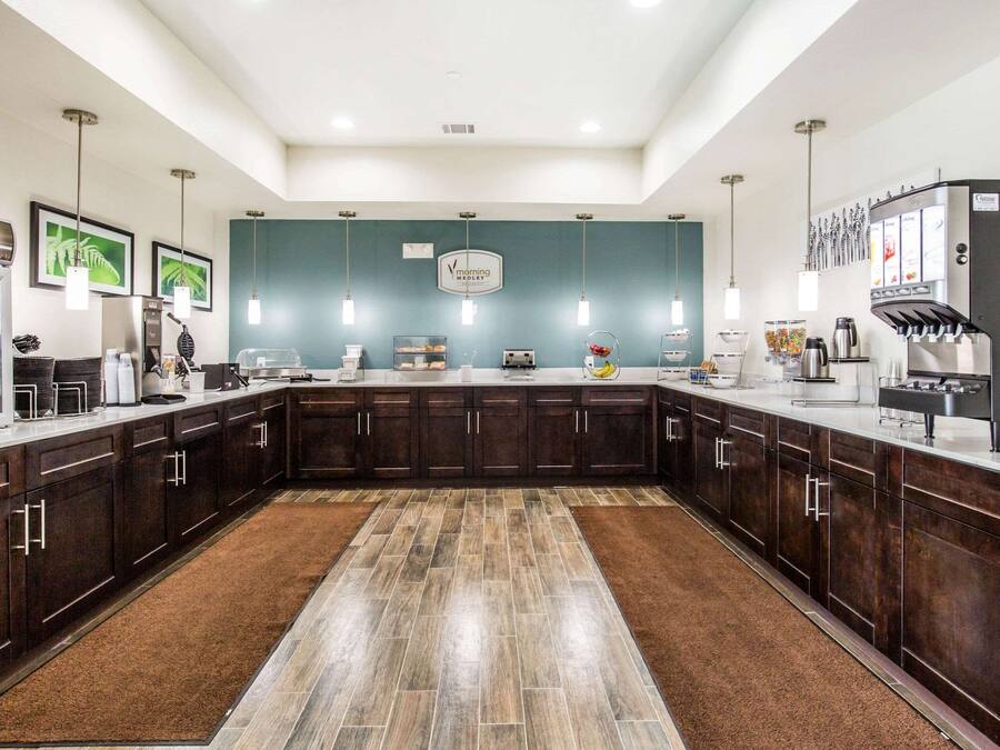 Free continental breakfast