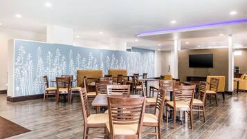 Free continental breakfast