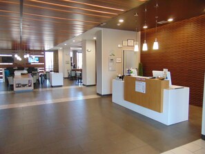 Lobby - Wingate by Wyndham Lubbock near Texas Tech Univ. Medical Ctr (Lubbock)