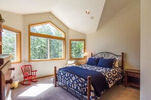 Family Apartment, 5 Bedrooms