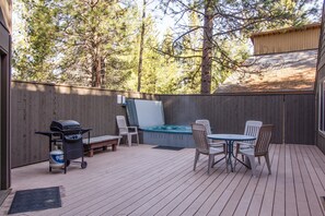 อพาร์ทเมนท์สำหรับครอบครัว, 1 ห้องนอน | ลานระเบียง/นอกชาน