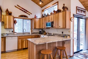 Private kitchen - Juniper 9 (Bend)