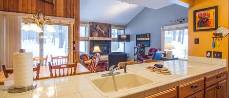 Căn hộ dành cho gia đình, 3 phòng ngủ | Bếp riêng | Tủ lạnh, lò vi sóng, lò nướng, bếp nấu