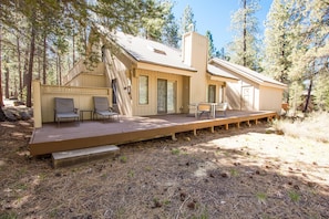 Family Apartment, 3 Bedrooms | Front of property