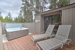 Family Apartment, 2 Bedrooms | Outdoor spa tub