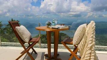 Minibar, in-room safe, desk, blackout curtains