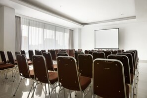 Meeting facility - Amaris Hotel Serpong - Tangerang (South Tangerang)