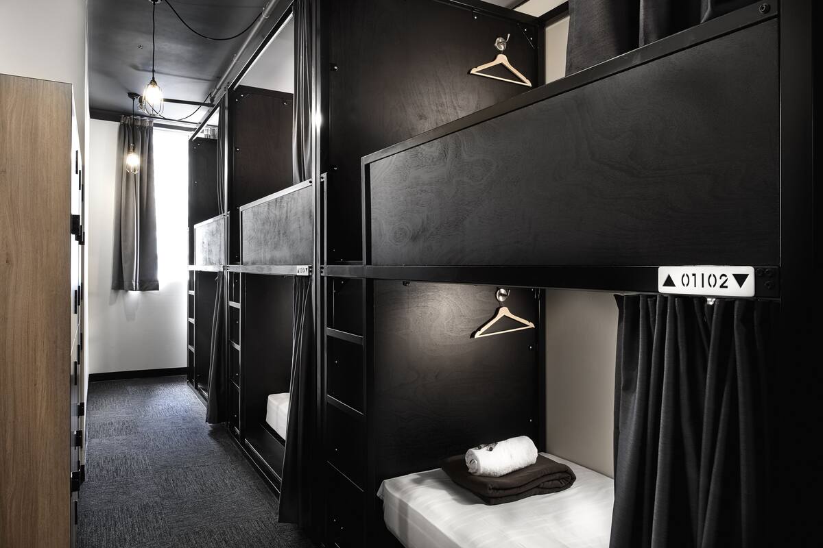 Soundproofing, iron/ironing board (on request), free WiFi, bed sheets
