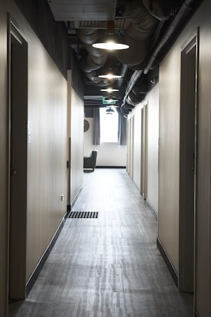 Hallway - The Pod Sydney - Hostel (Haymarket)