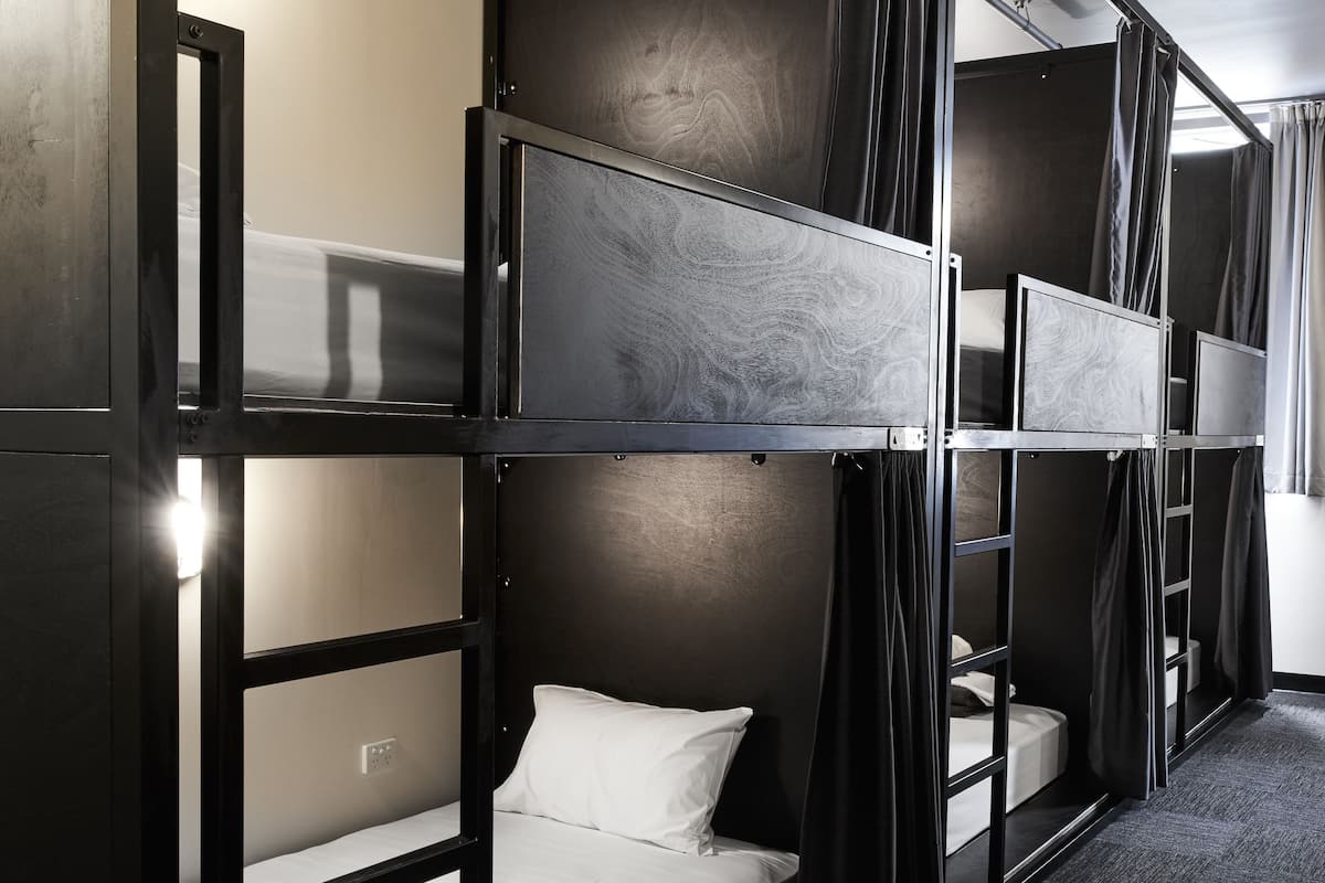 Soundproofing, iron/ironing board (on request), free WiFi, bed sheets