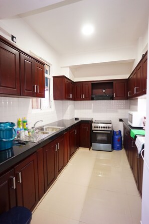 Apartamento superluxo, 4 quartos | Cozinha privada | Cafeteira/chaleira
