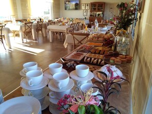 Petit déjeuner buffet compris tous les jours