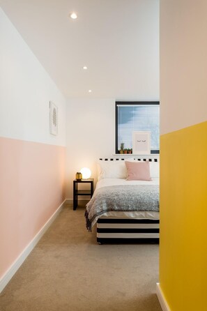 Standard-Apartment, 2 Schlafzimmer | Hochwertige Bettwaren, Bügeleisen/Bügelbrett, Babybetten