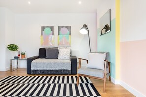 Standard Apartment, 2 Bedrooms | Living area