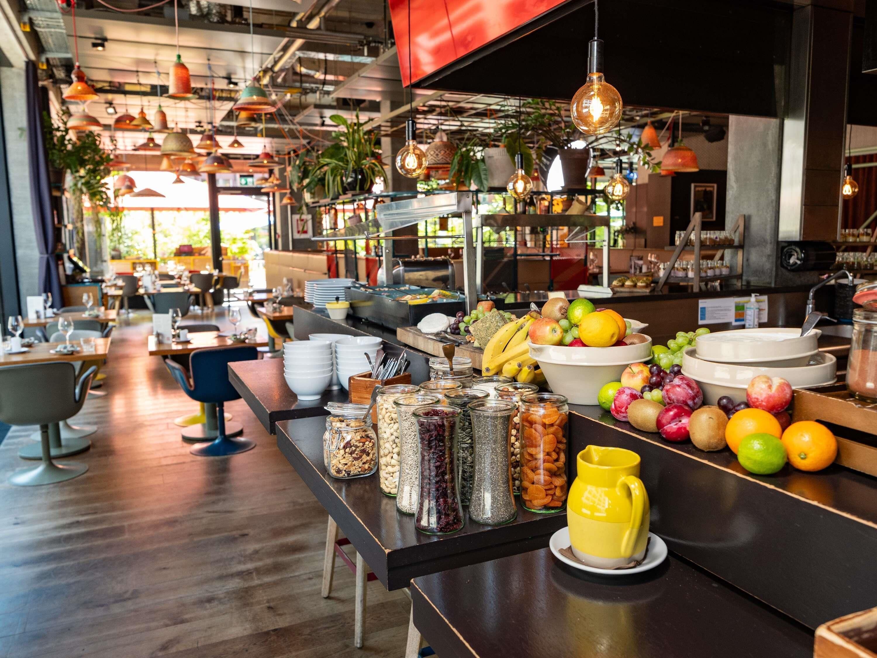 Daily buffet breakfast for a fee