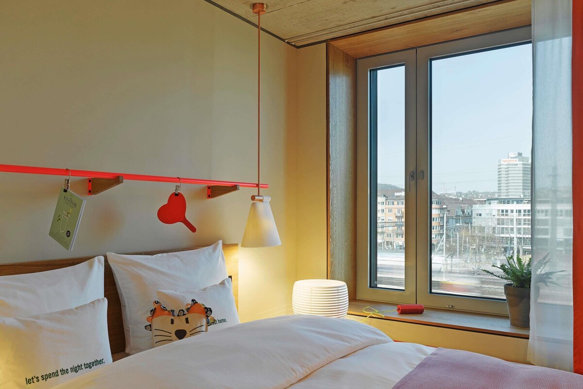 Large | Down comforters, minibar, in-room safe, desk