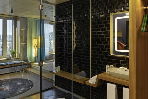 Extra Large | Salle de bain | Douche, douche à « effet pluie », articles de toilette de luxe