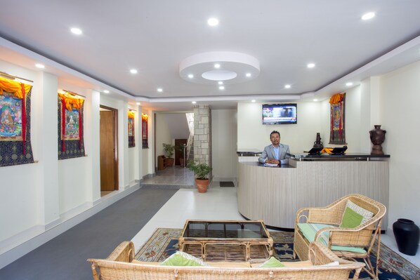 로비 좌석 공간