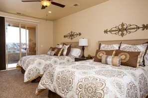 House, 4 Bedrooms | 4 bedrooms, iron/ironing board, cribs/infant beds, travel crib - Almost Heaven (Washington)