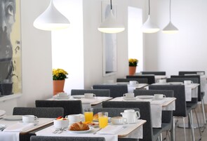 Daily continental breakfast for a fee