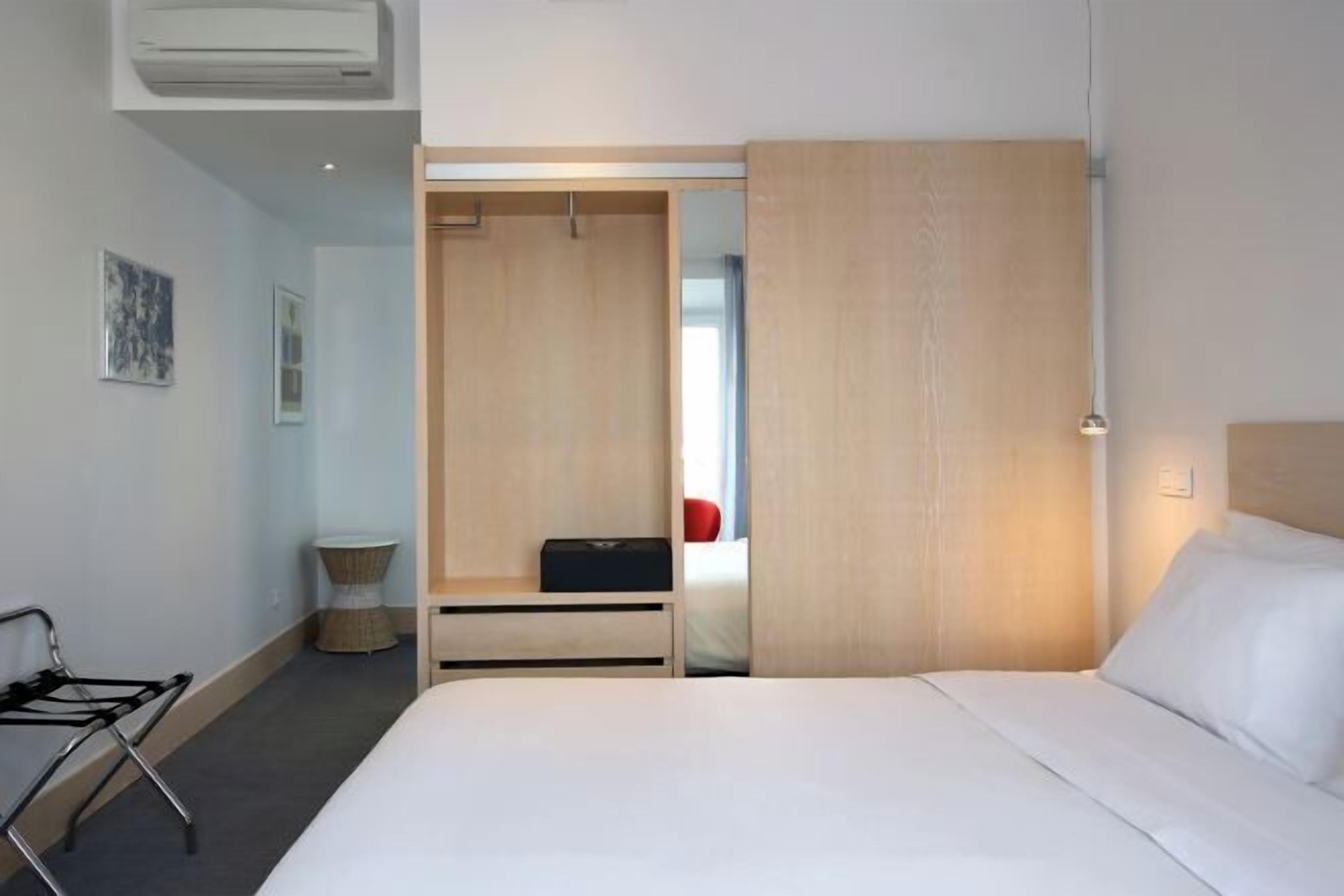 Minibar, in-room safe, blackout drapes, soundproofing