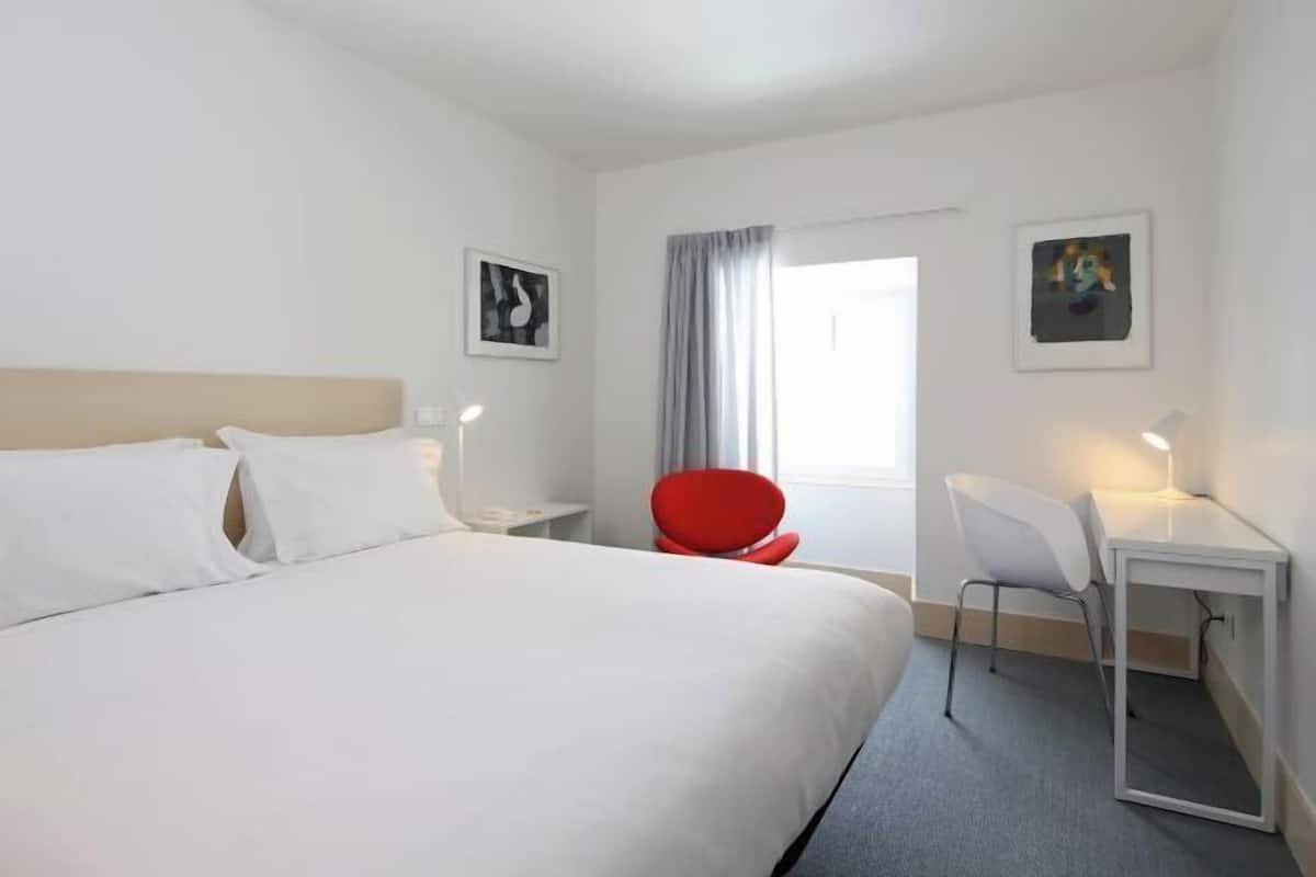 Minibar, in-room safe, blackout curtains, soundproofing