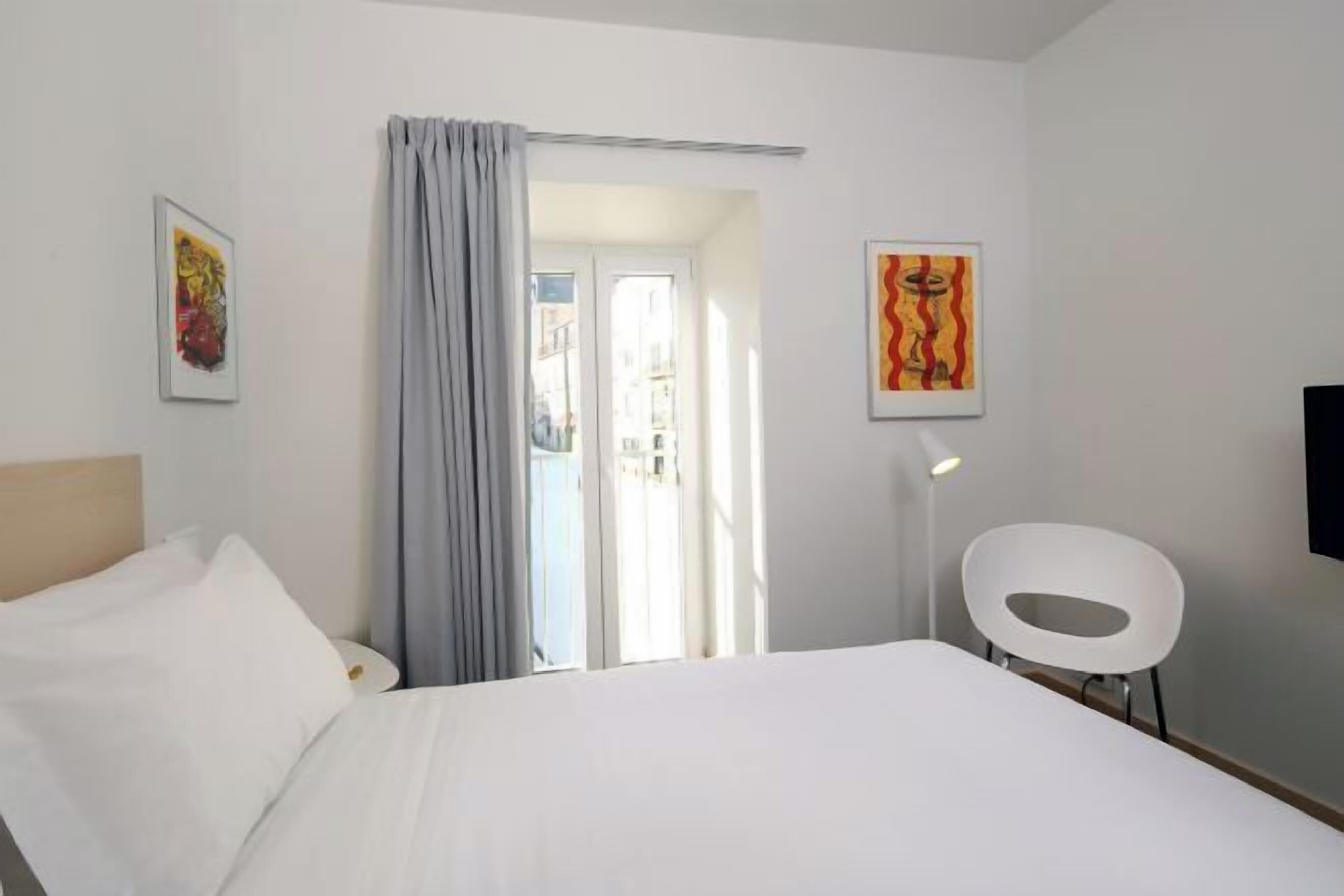 Minibar, in-room safe, blackout drapes, soundproofing