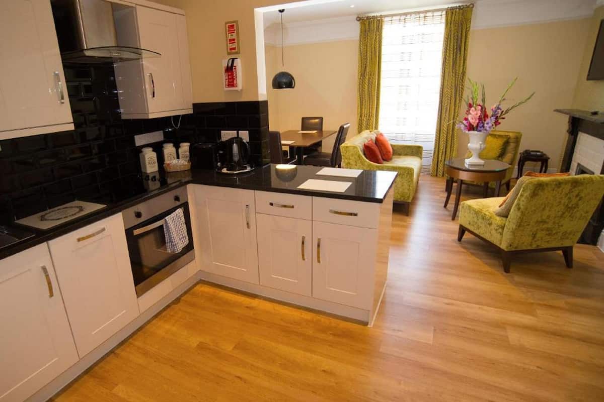 premier suite | private kitchenette | electric kettle