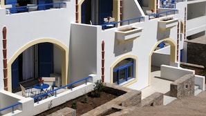 Front of property - Anatoli Hotel (Kithira)