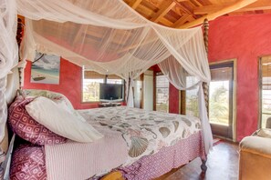 Deluxe Villa, 3 Bedrooms, Non Smoking, Sea View | 3 bedrooms, individually decorated, individually furnished, desk