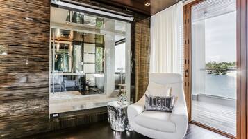 4 bedrooms