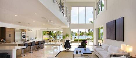 Luxury Villa, 4 Bedrooms | Living area