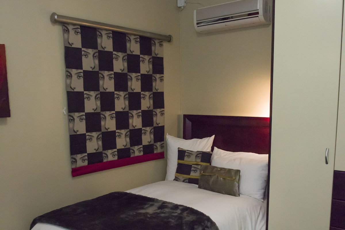 Three quarter room | In-room safe, free WiFi